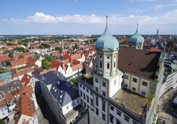 Крыши города Аугсбурга в Германии