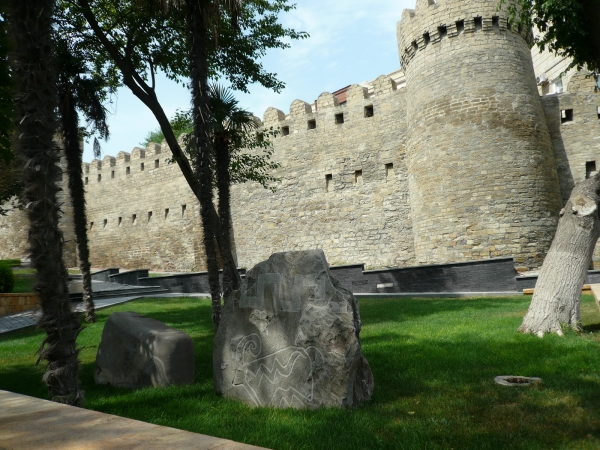 Крепостная стена в Старом городе