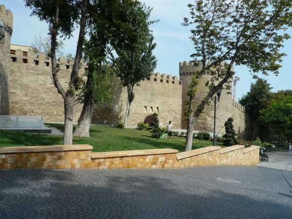 Старый город в Баку - Крепостная стена