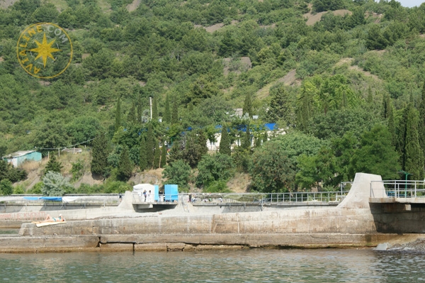 Берег Крыма возле Сатеры